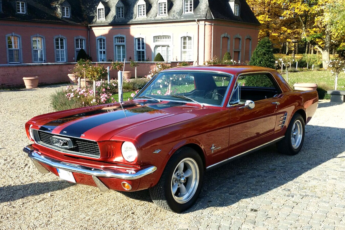 Ford Mustang Oldtimer mieten
