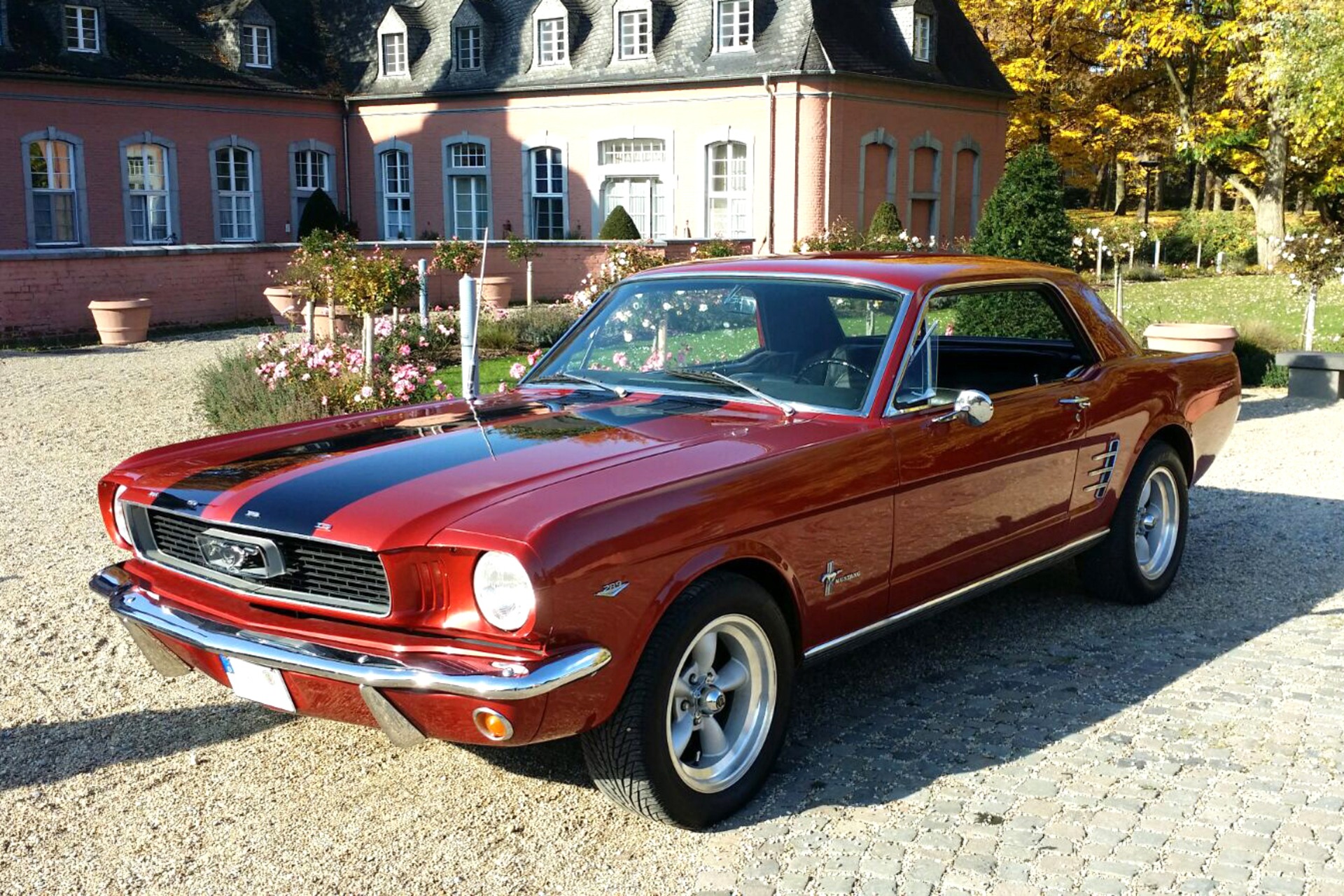 Ford Mustang Oldtimer mieten