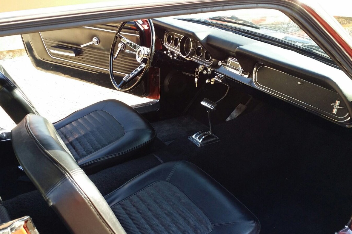 Ford Mustang Oldtimer mieten