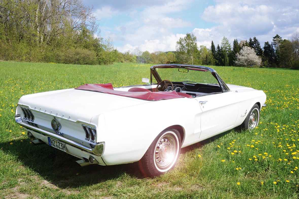 Ford Mustang Oldtimer mieten